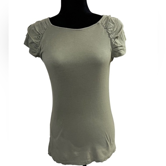 Banana Republic Ruffle Sleeve Top Khaki Green Modal - Picture 1 of 9